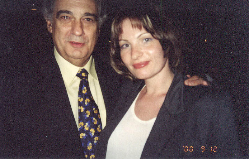 After the pefomance with Placido Domingo  (128K)
